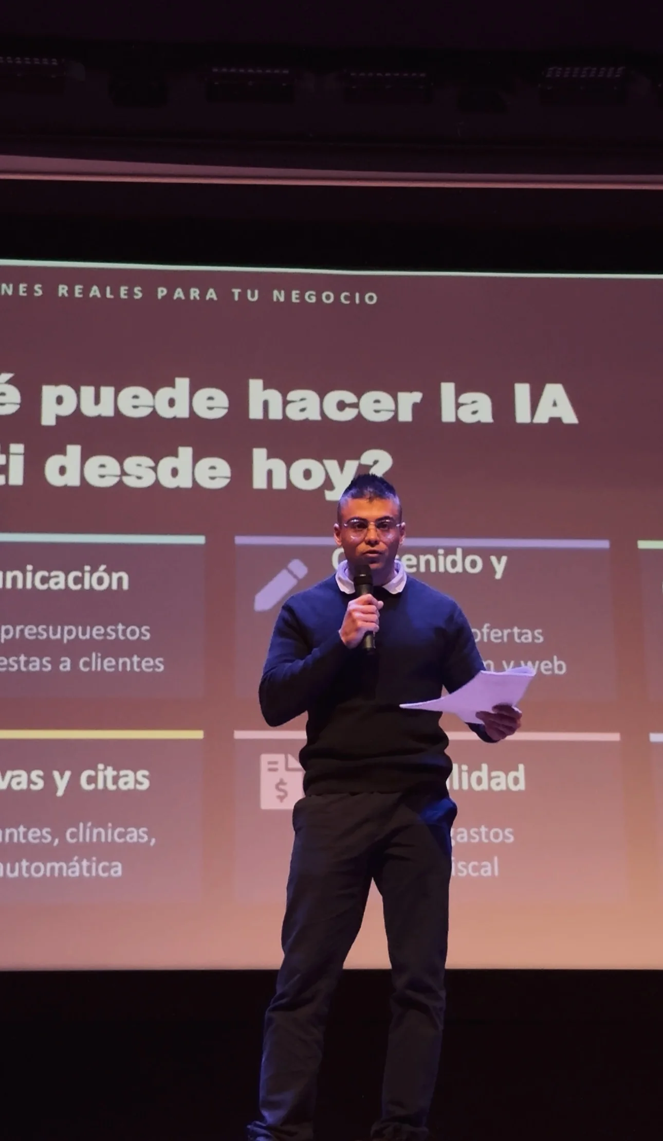 Ponencia sobre aplicaciones de IA